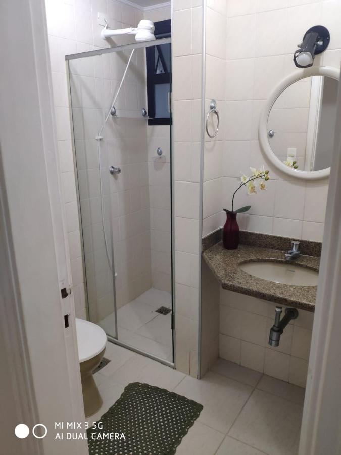 Apartamento Amplo A Menos De 400 Metros Da Praia Localizado Proximo A Praca Da Brunella, Area Nobre Do Guaruja. מראה חיצוני תמונה