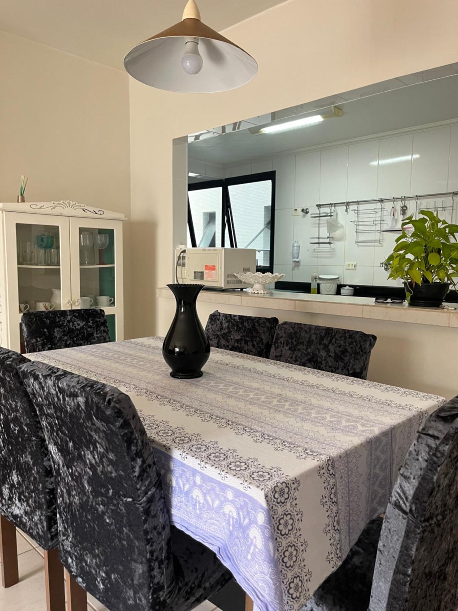 Apartamento Amplo A Menos De 400 Metros Da Praia Localizado Proximo A Praca Da Brunella, Area Nobre Do Guaruja. מראה חיצוני תמונה